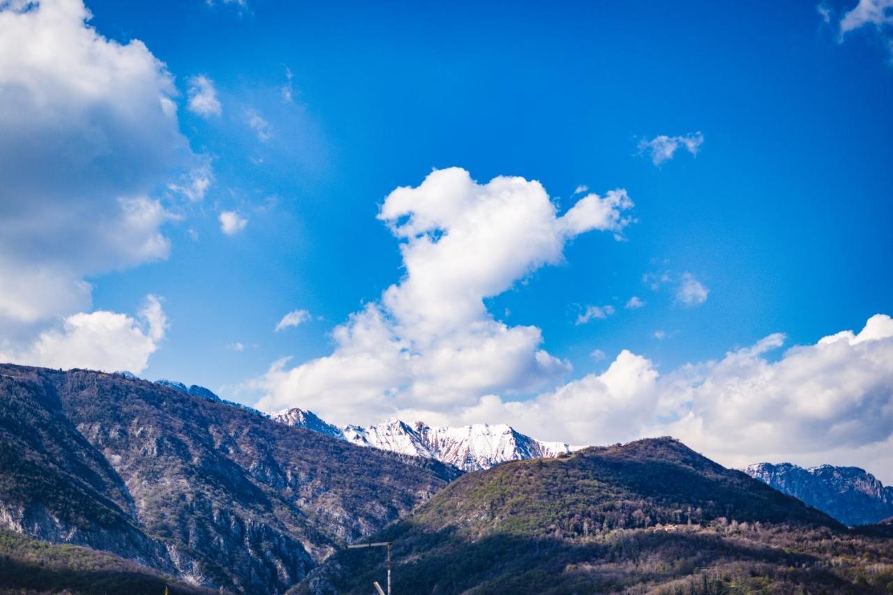 Appartamento Borgo Peschiere Maniago Dış mekan fotoğraf